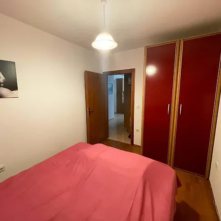 Thalia Apartman *