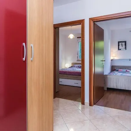 Apartament Negras